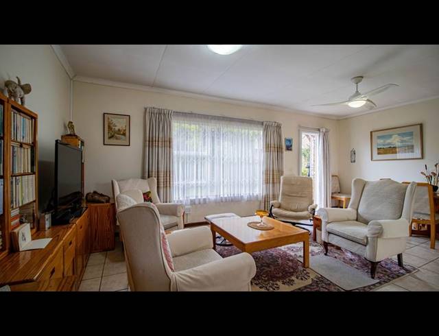 2 BEDROOM SIMPLEX FOR SALE IN EDENVALE CENTRAL